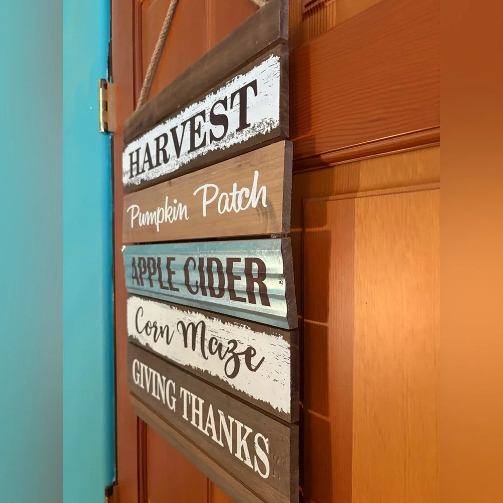 Wooden harvest sign
